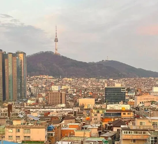 Station Namsan View Meong